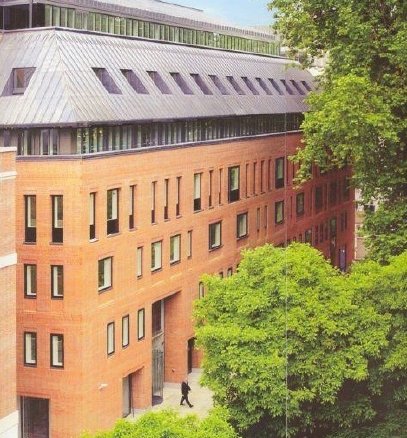 65 St. Paul's Churchyard