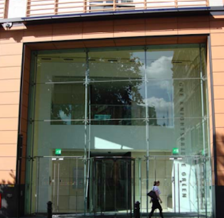 1 Knightsbridge Green