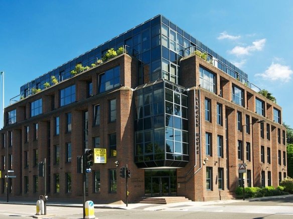 137-143 Hammersmith Rd