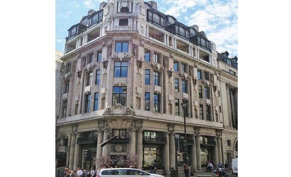 48-49 St James’s Street