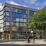 10 Lloyd's Avenue